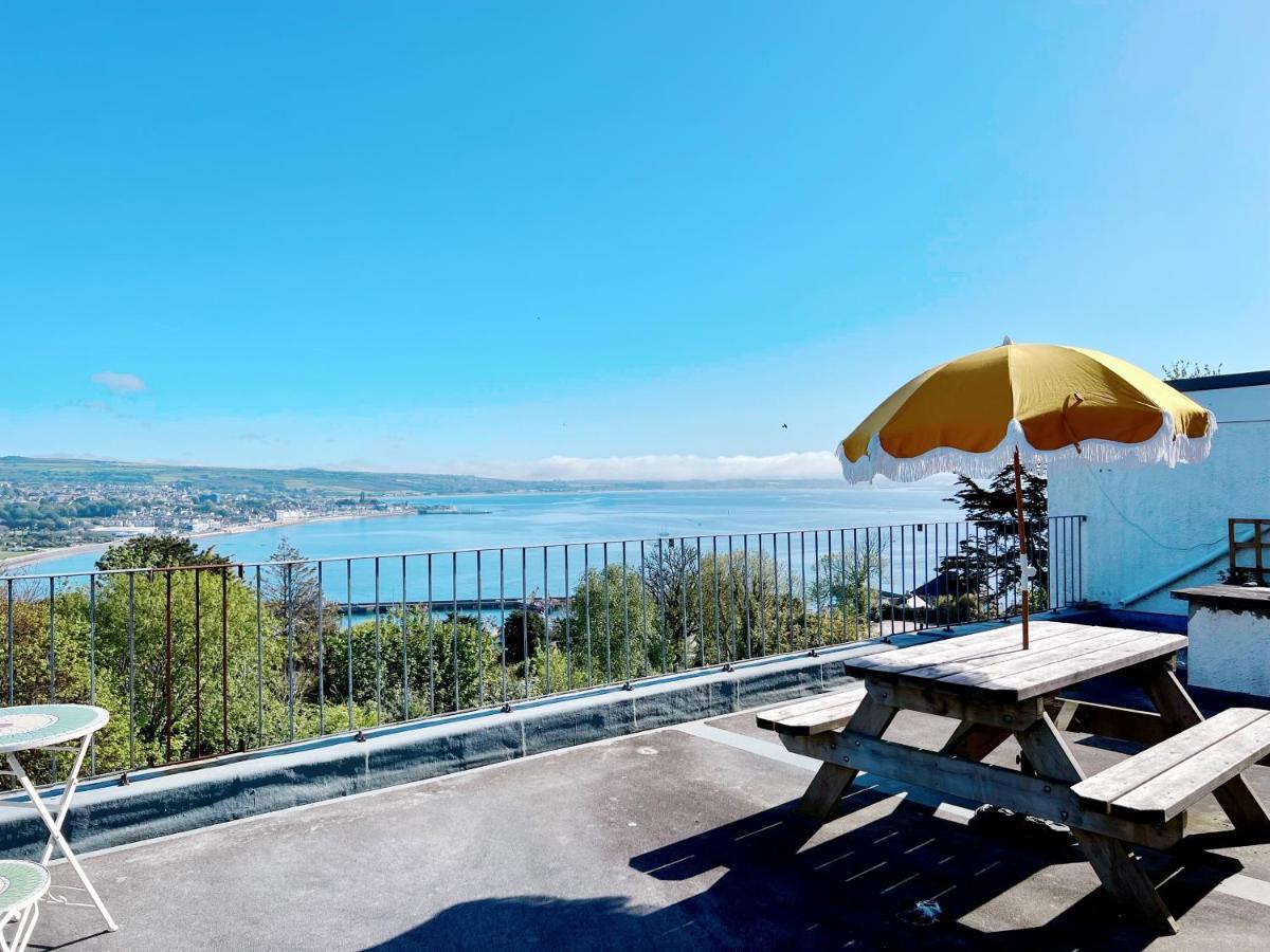 Shan Mu Entire Flat 2 Bedrooms With Terrace Seaview *